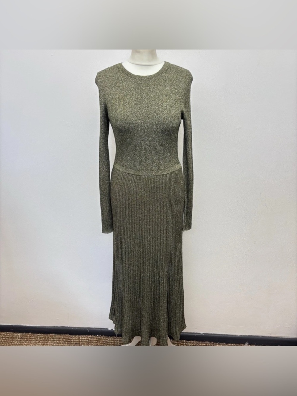 Boden Olive Green Metallic Long-Sleeve Pleated Midi Dress Medium - Picture 2 of 9